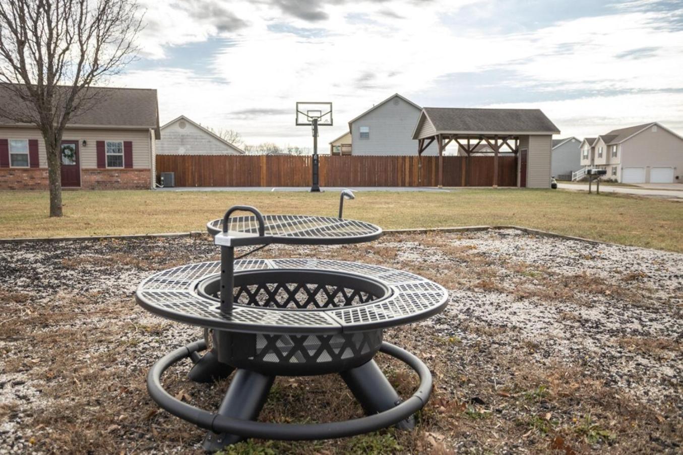 Tiny Home With Hot Tub Near Ft Leonard Wood! Waynesville Екстериор снимка