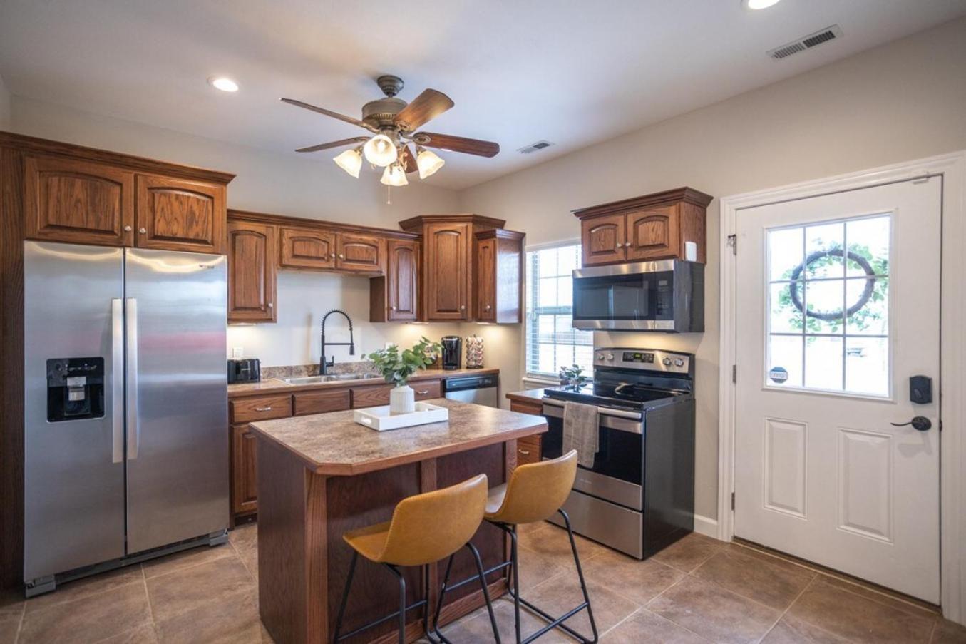 Tiny Home With Hot Tub Near Ft Leonard Wood! Waynesville Екстериор снимка