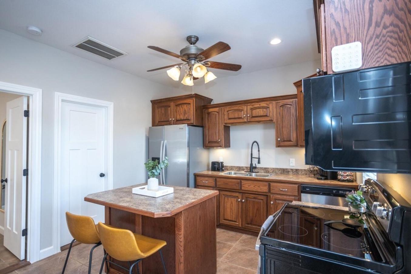 Tiny Home With Hot Tub Near Ft Leonard Wood! Waynesville Екстериор снимка